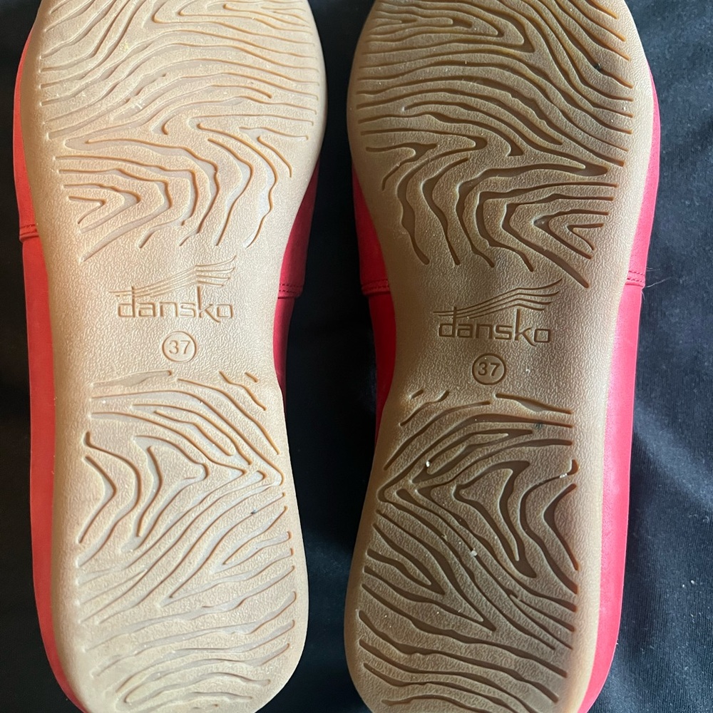 Dansko RED  Leather Larisa Ballet Flats 37 - Picture 2 of 2